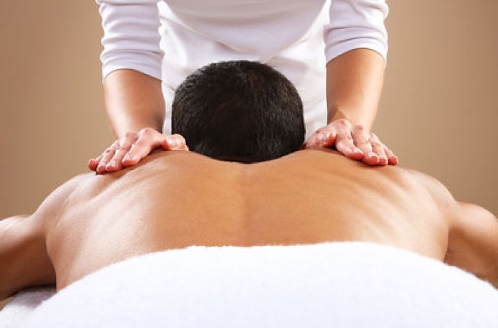 3 Reasons To Combine Chiropractic with Massage  image